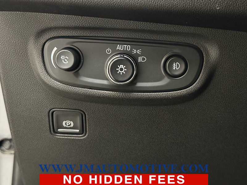 Used 2021 GMC Terrain SLT image 34