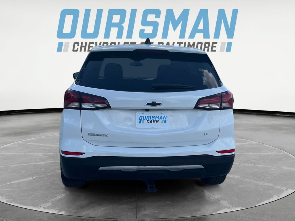 Used 2024 Chevrolet Equinox LT w/ LPO, Cargo Package FWD image 5