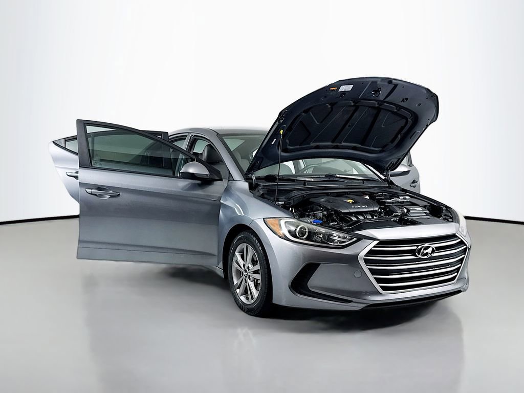 Used 2018 Hyundai Elantra SEL FWD image 19