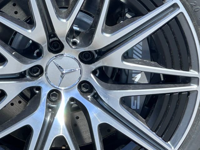 New 2025 Mercedes-Benz GLC 63 AMG S image 13
