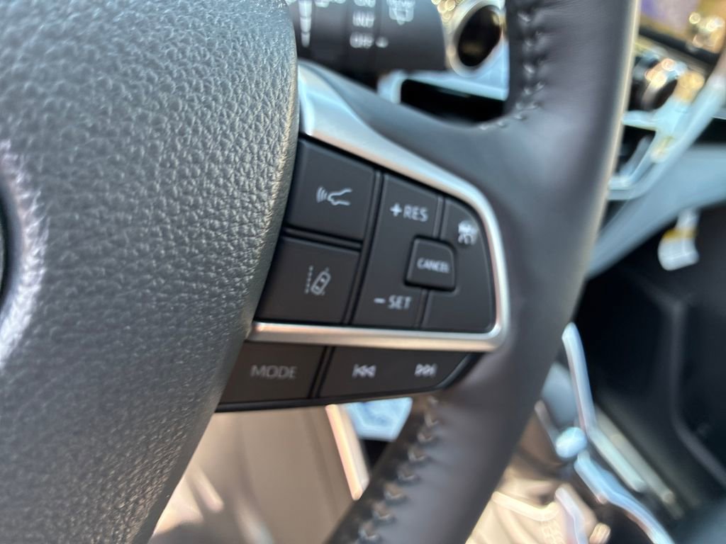 New 2026 Toyota Highlander Platinum image 27