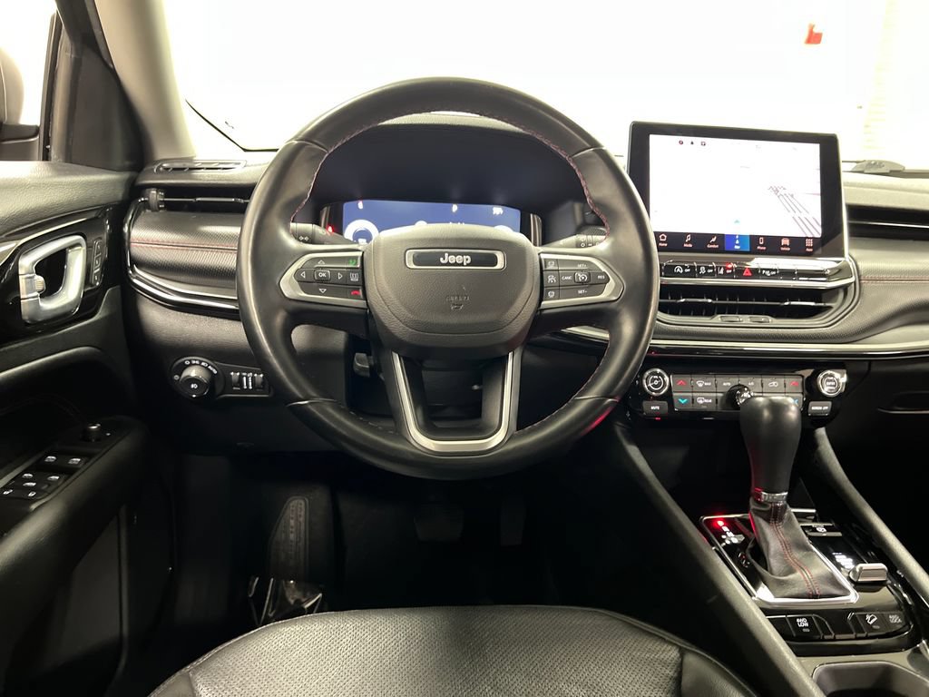 Used 2022 Jeep Compass Trailhawk w/ Trailhawk Elite Group AWD/4WD image 15