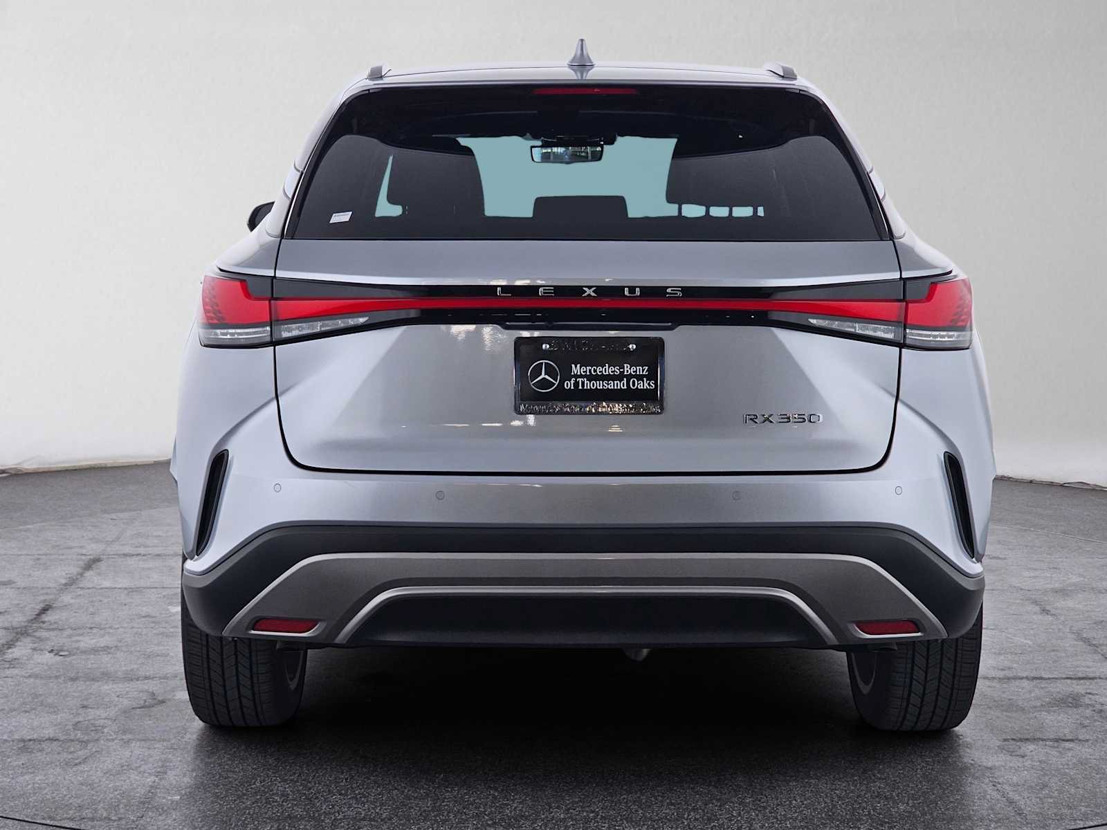 Used 2023 Lexus RX 350 Premium Plus w/ Cold Area Package FWD image 4