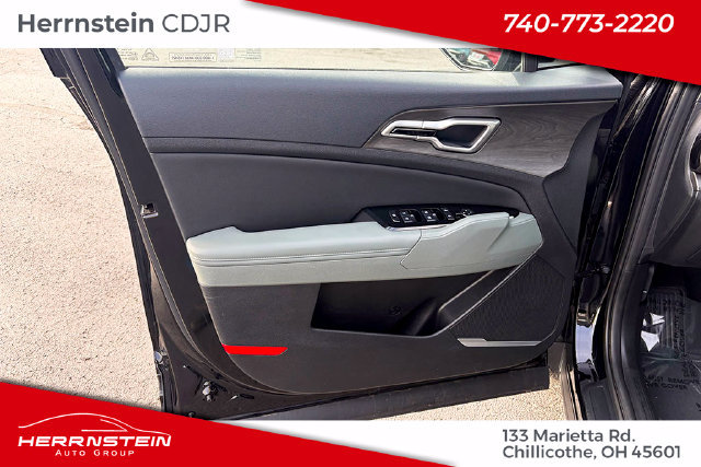 Used 2024 Kia Sportage X-Line w/ X-Line Premium Package AWD/4WD image 12