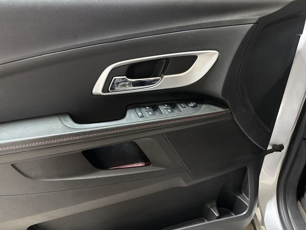 Used 2011 Chevrolet Equinox LT w/ Driver Convenience Package image 20