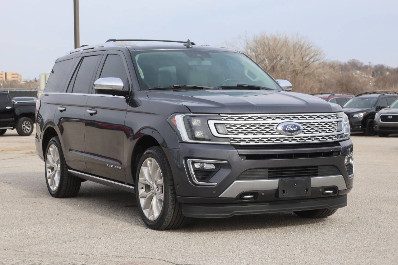 Used 2019 Ford Expedition Platinum image 4