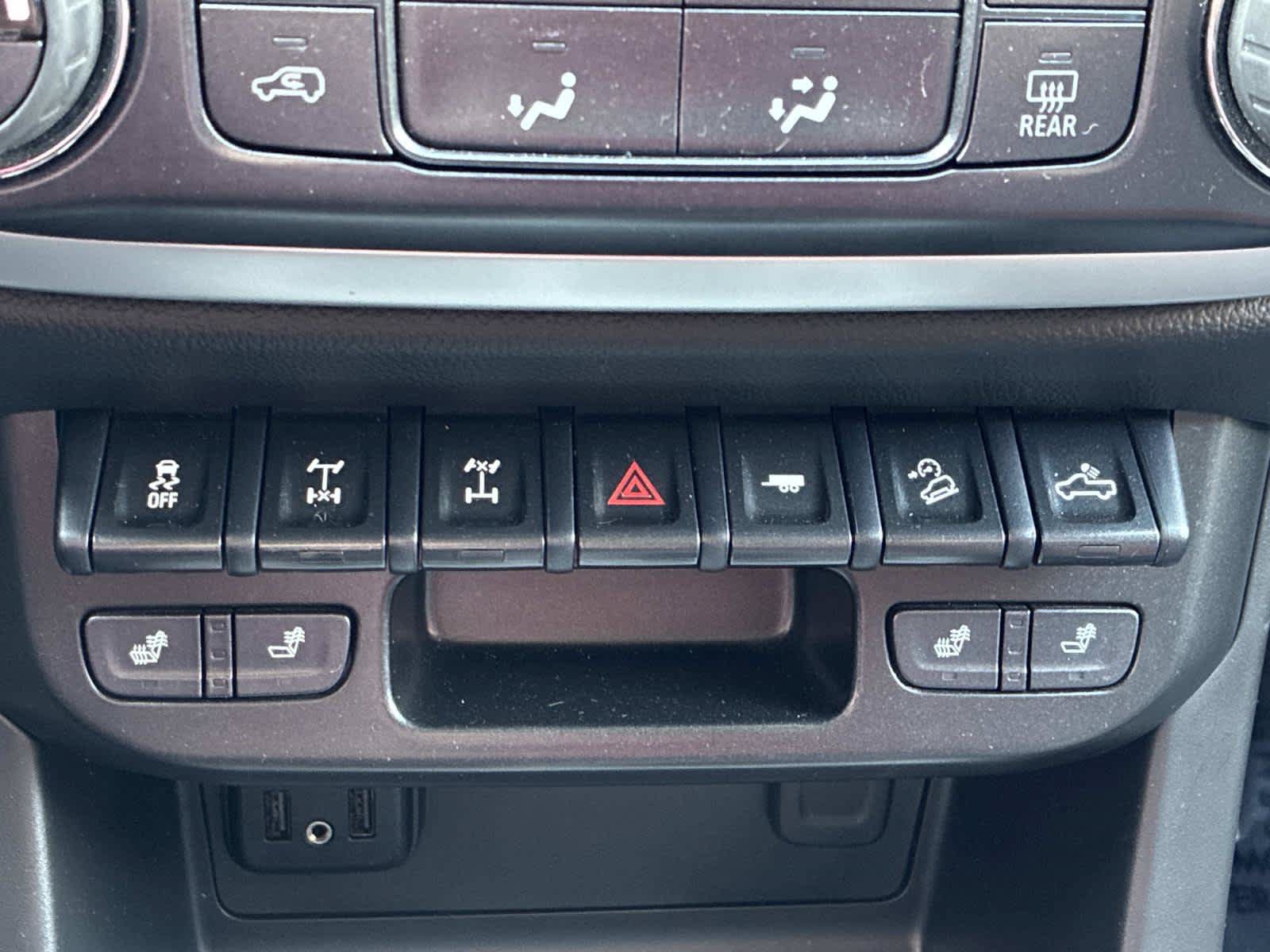 Used 2022 Chevrolet Colorado ZR2 AWD/4WD image 38