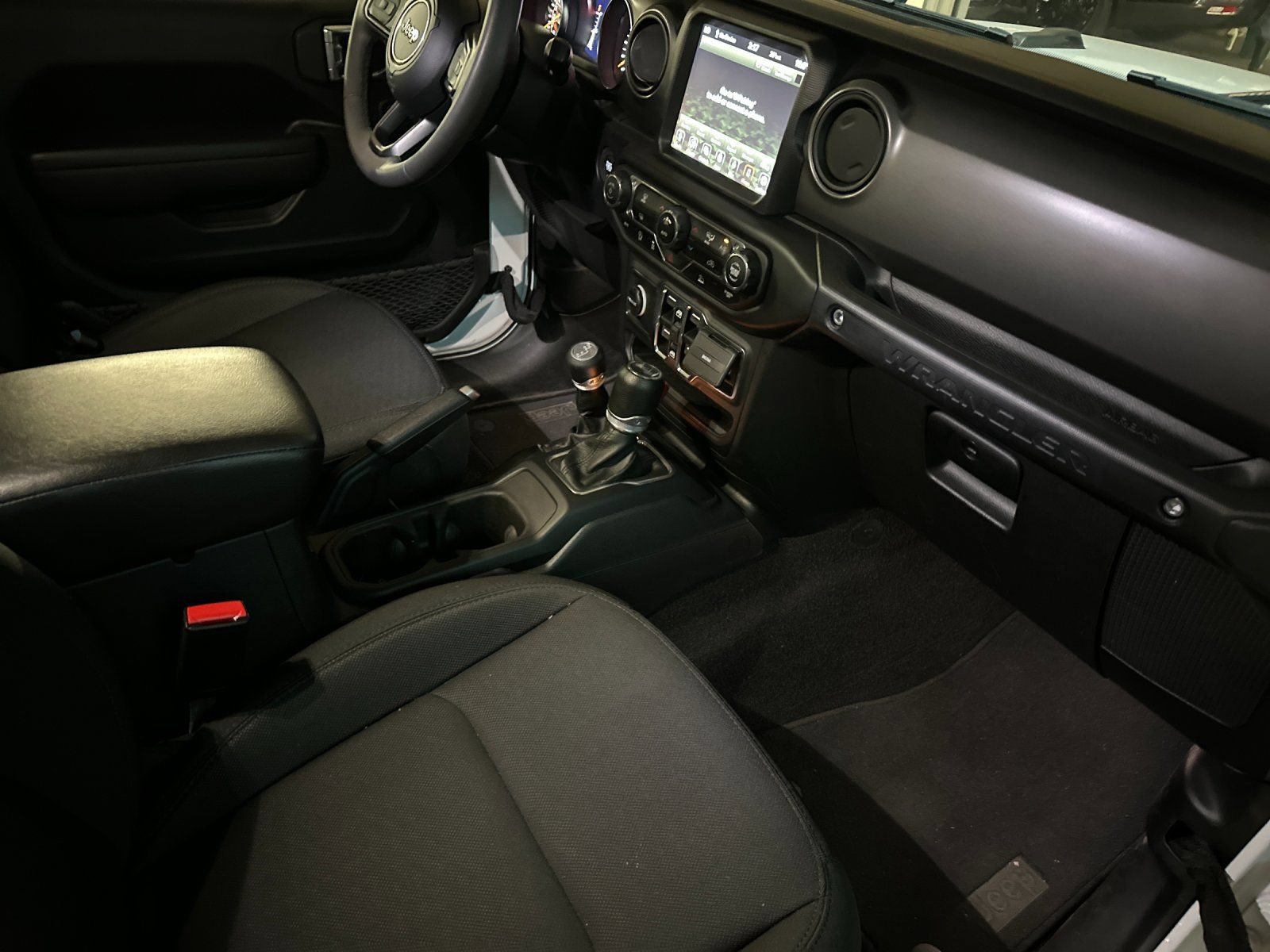 Certified 2023 Jeep Wrangler Unlimited Sport AWD/4WD image 15