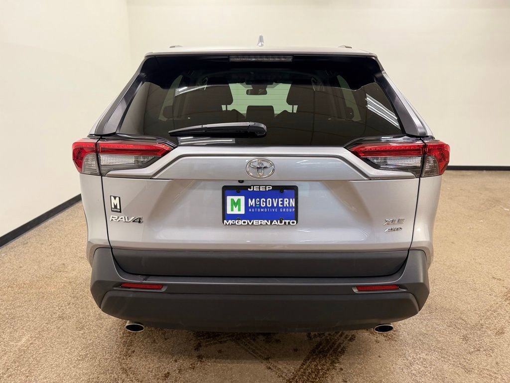 Used 2024 Toyota RAV4 XLE image 4