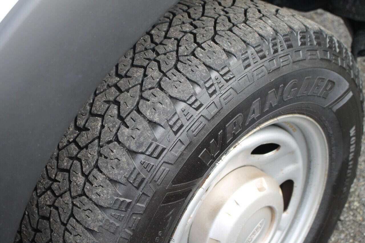 Used 2016 Ford F250 XL image 21