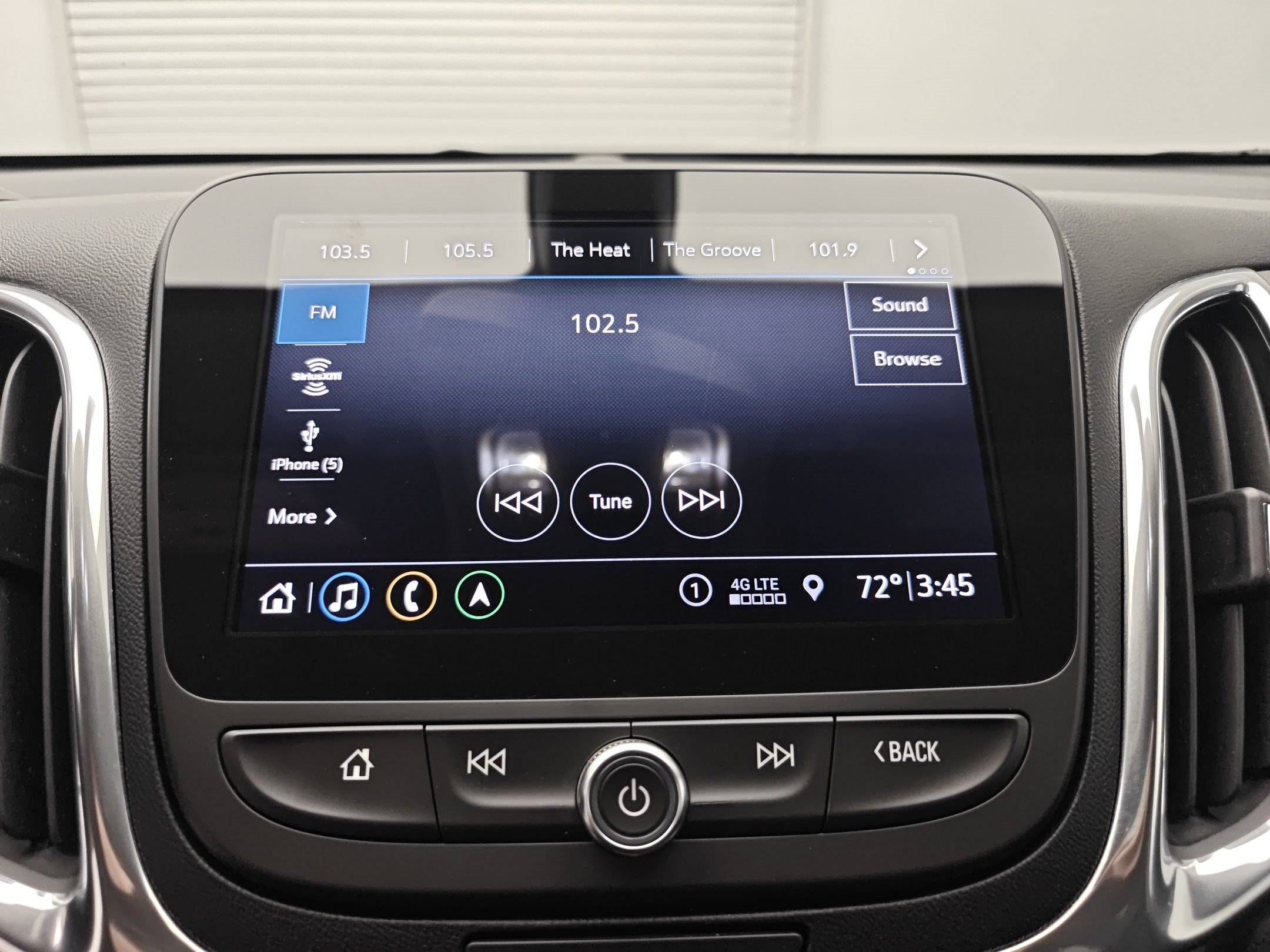 Certified 2019 Chevrolet Equinox LT w/ Sun & Navigation Package AWD/4WD image 20