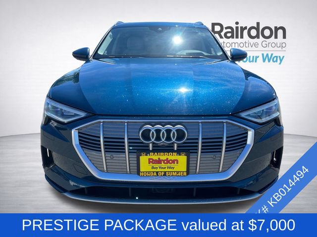 Used 2019 Audi e-tron Prestige w/ Prestige Package AWD/4WD image 2
