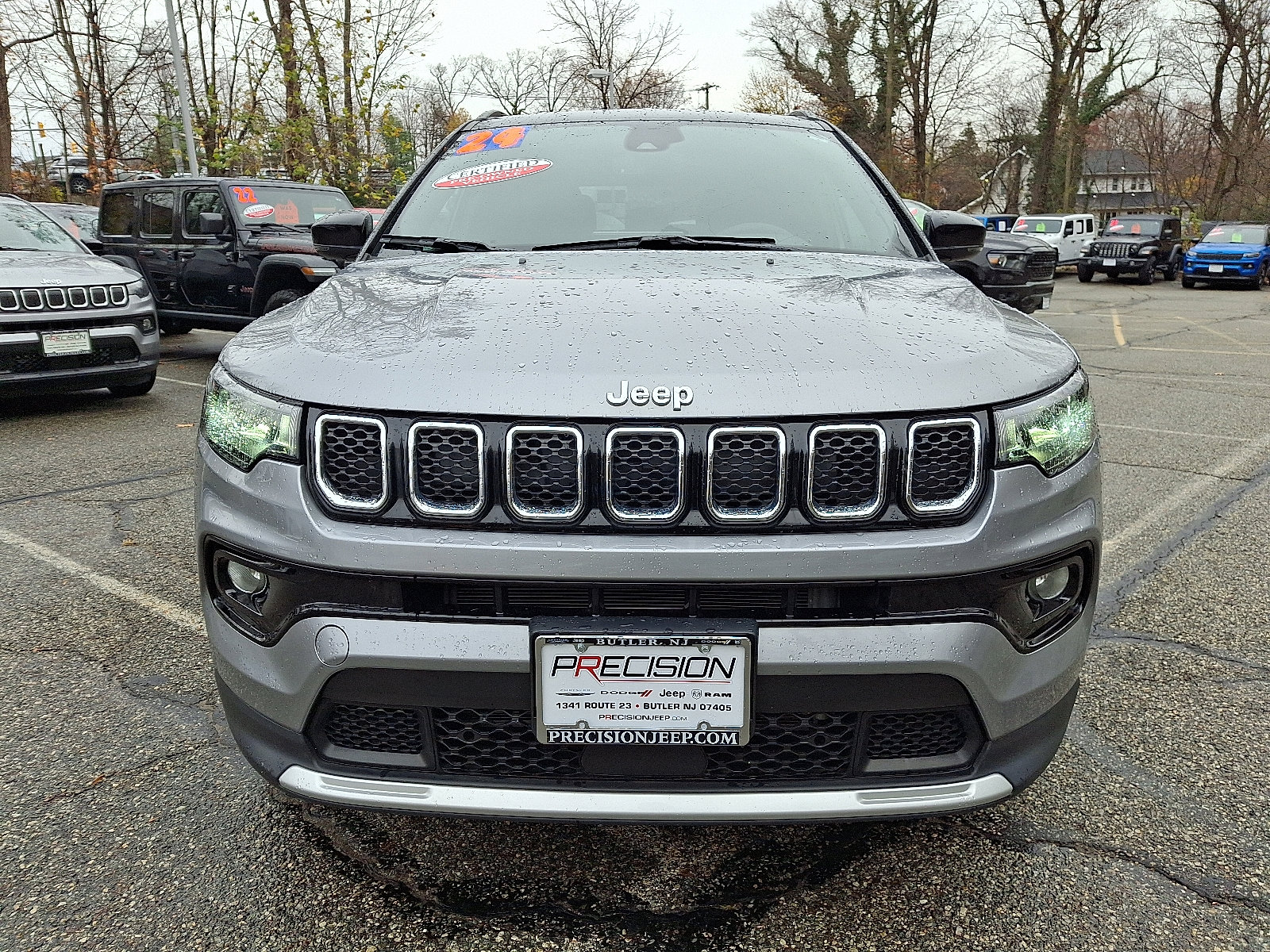 Certified 2024 Jeep Compass Limited image 3