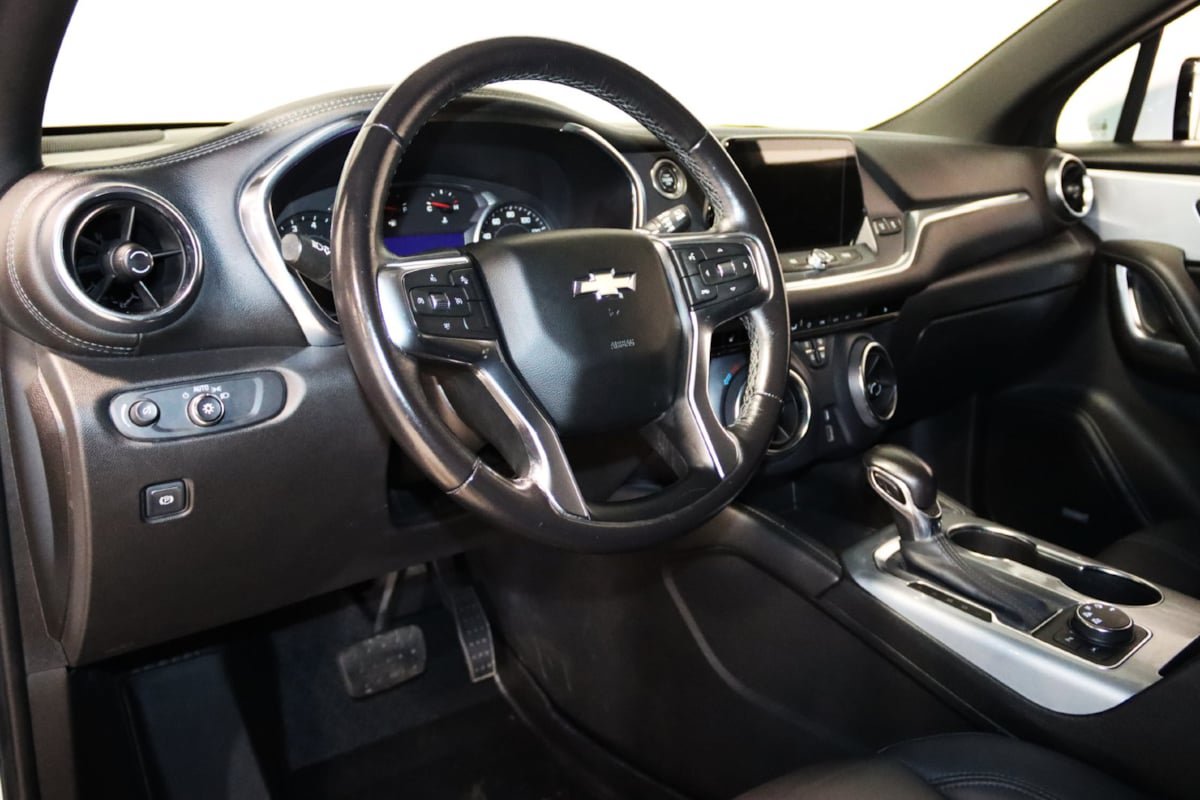 Used 2022 Chevrolet Blazer LT w/ Sound & Technology Package AWD/4WD image 31
