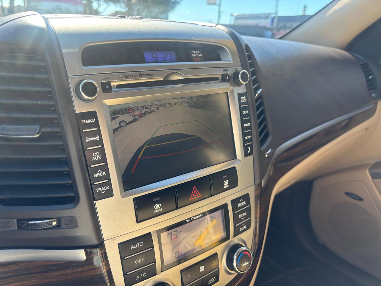 Used 2011 Hyundai Santa Fe Limited w/ Navigation Pkg 4 image 10