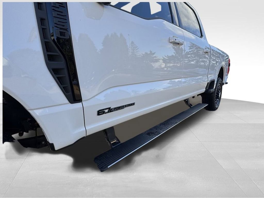 Used 2025 Ford F250 Platinum image 16