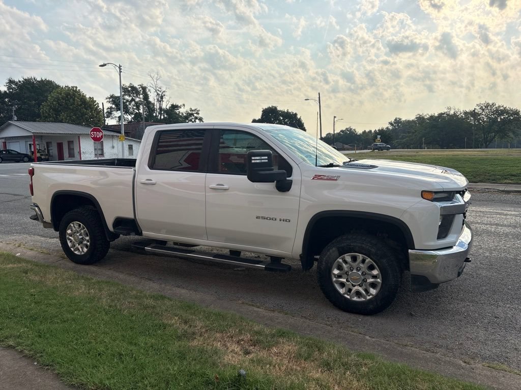 Used 2023 Chevrolet Silverado 2500 LT w/ Convenience Package AWD/4WD image 7