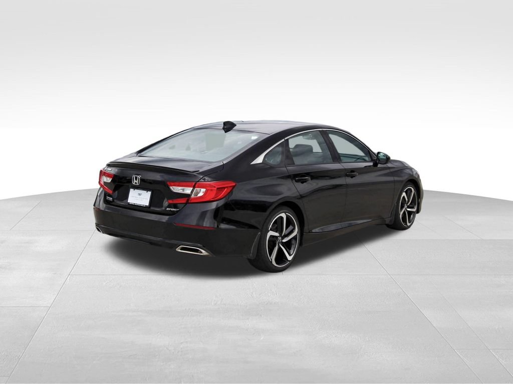 Used 2018 Honda Accord Sport image 4