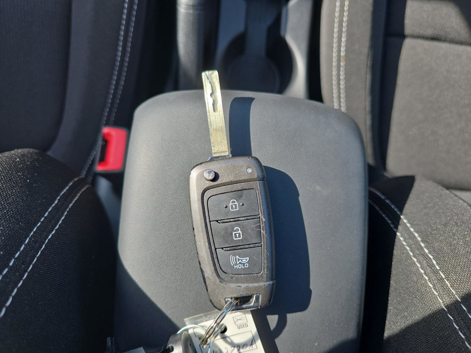 Used 2020 Hyundai Venue SEL image 12