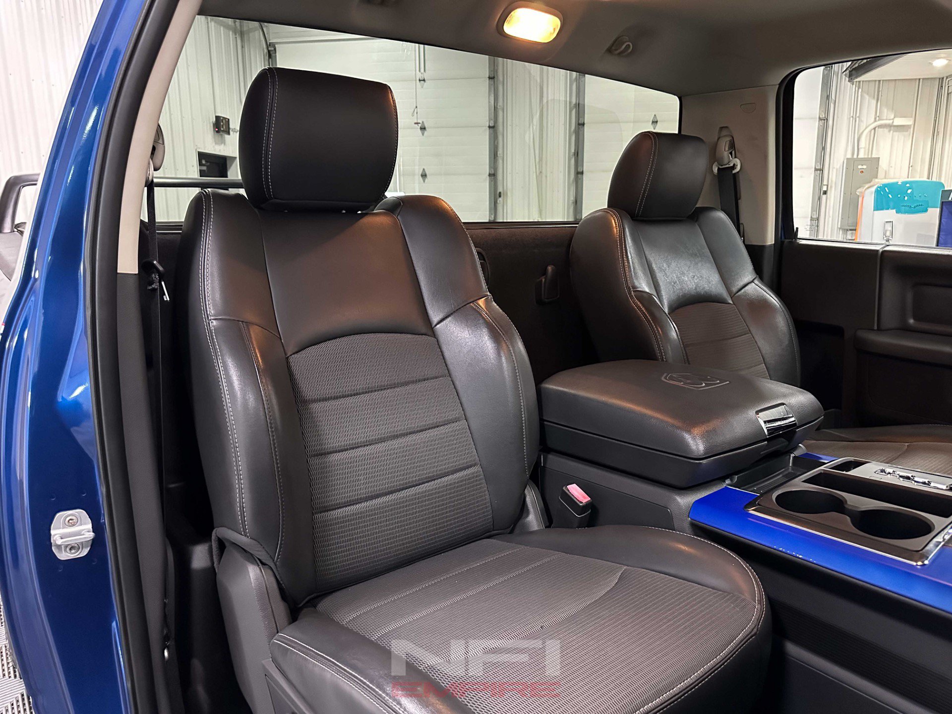 Used 2011 RAM 1500 R/T w/ Remote Start & Security Group RWD image 32