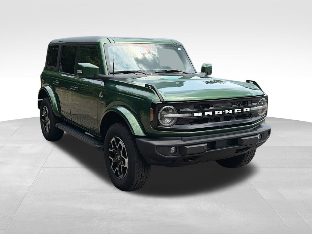 Used 2023 Ford Bronco Outer Banks AWD/4WD image 3