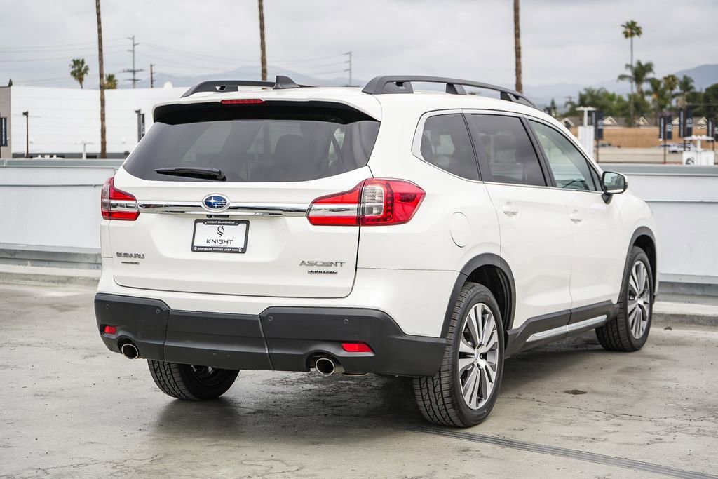 Used 2022 Subaru Ascent Limited w/ Technology Package AWD/4WD image 7