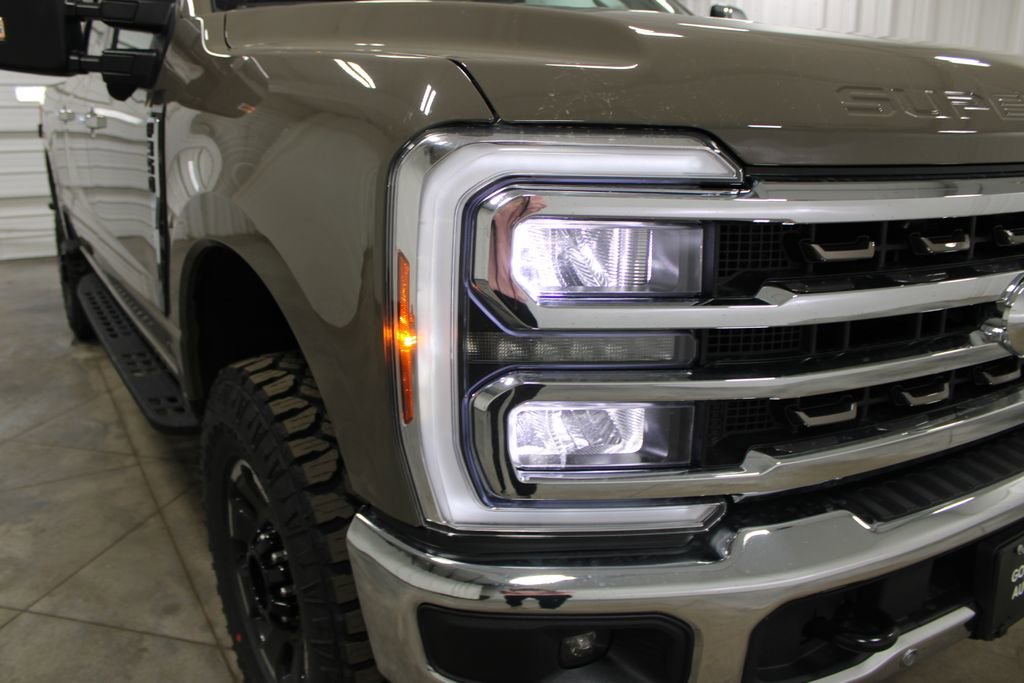 New 2026 Ford F350 King Ranch w/ Tremor Off-Road Package image 11