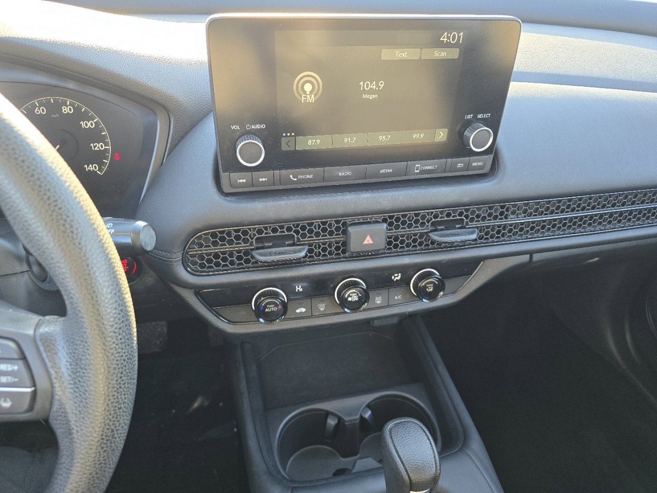 Certified 2023 Honda HR-V LX image 27