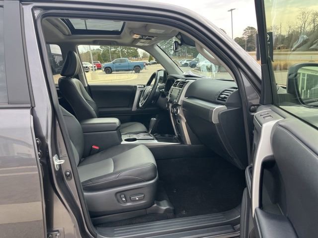 Used 2023 Toyota 4Runner SR5 Premium w/ Moonroof Package image 31