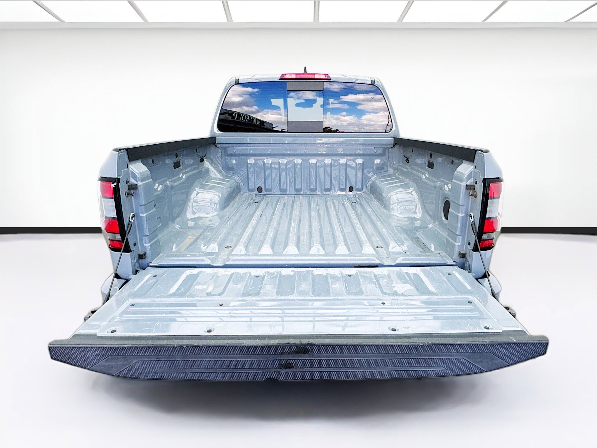 Used 2023 Nissan Frontier PRO-4X w/ Tow Package image 17