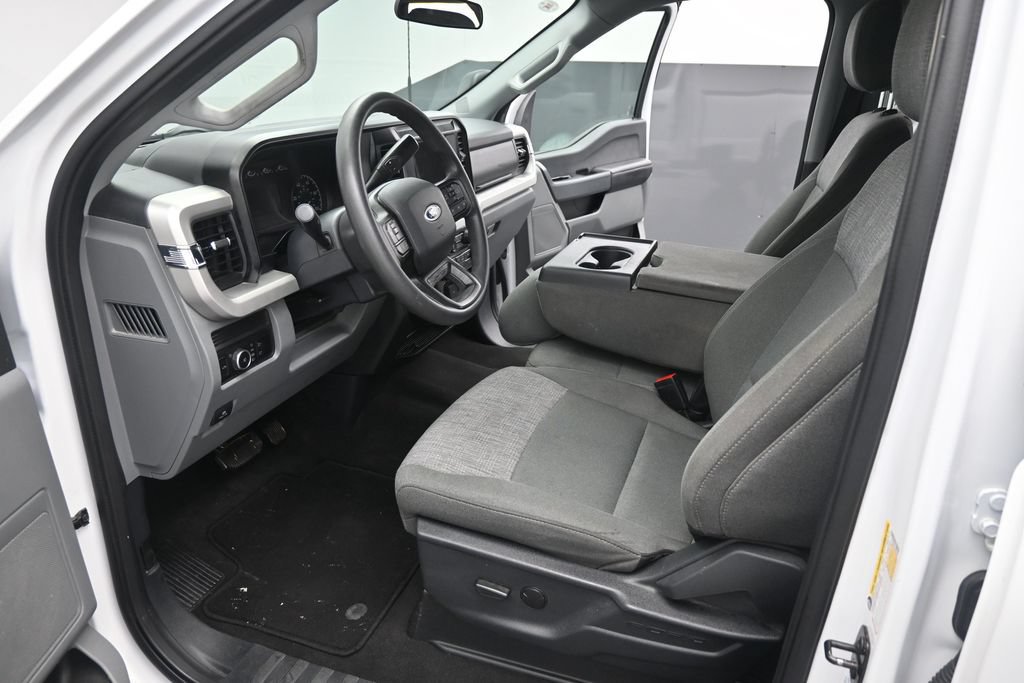 Used 2025 Ford F350 XLT AWD/4WD image 11
