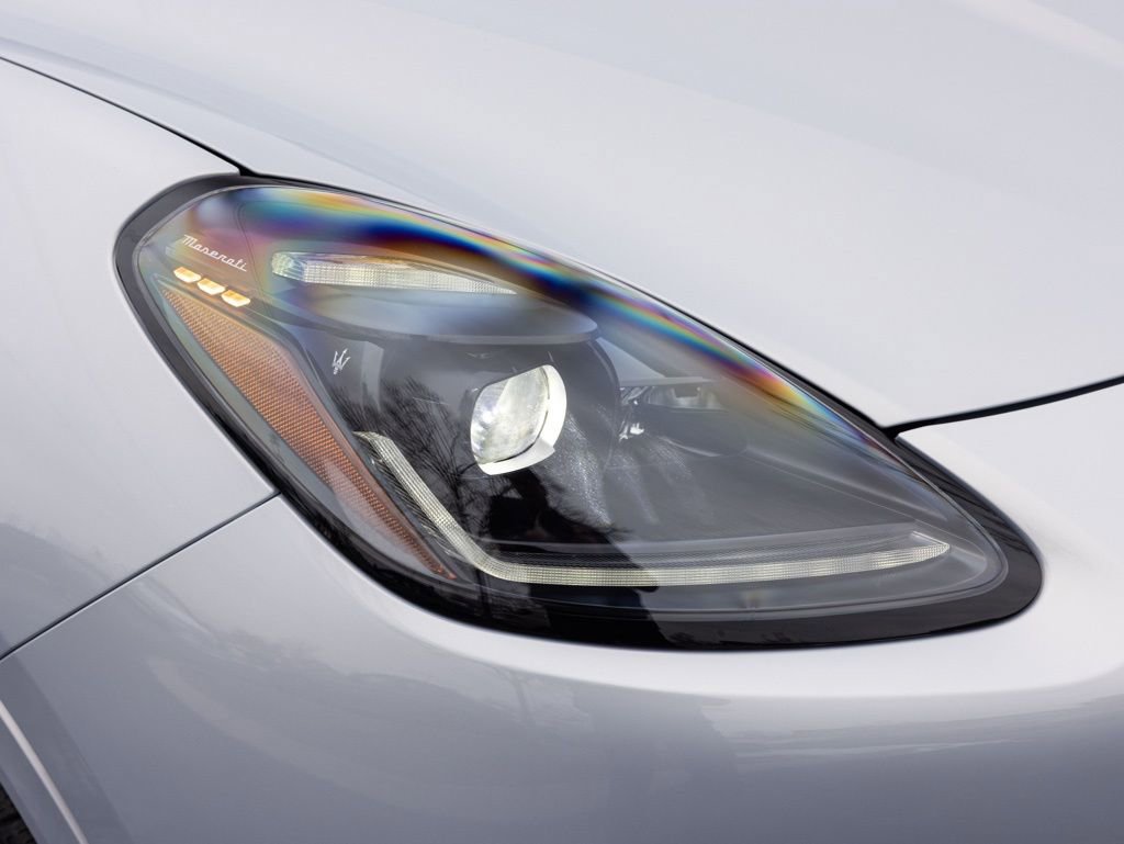 New 2026 Maserati Grecale Modena image 16