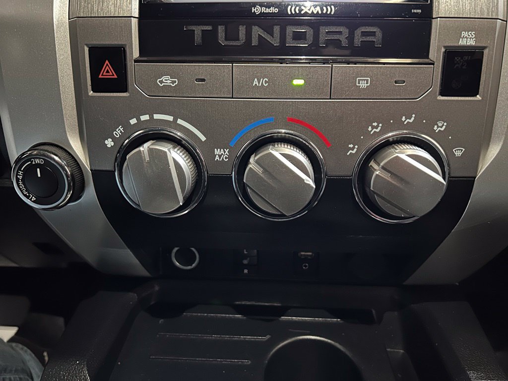 Used 2019 Toyota Tundra SR5 AWD/4WD image 32