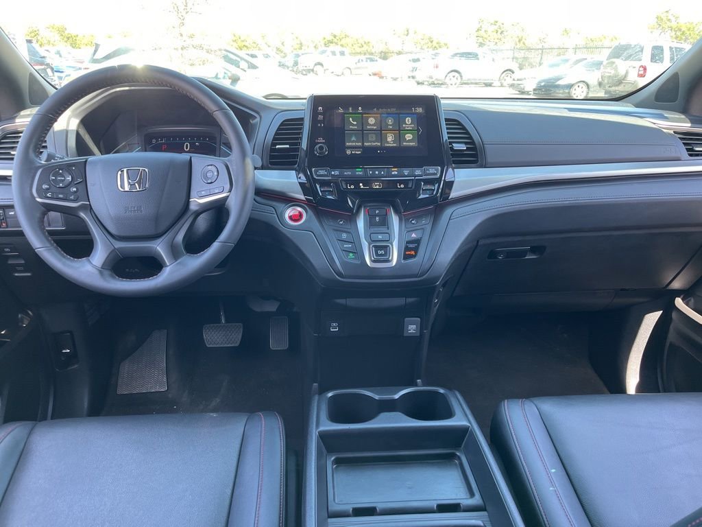 Certified 2024 Honda Odyssey Sport image 17