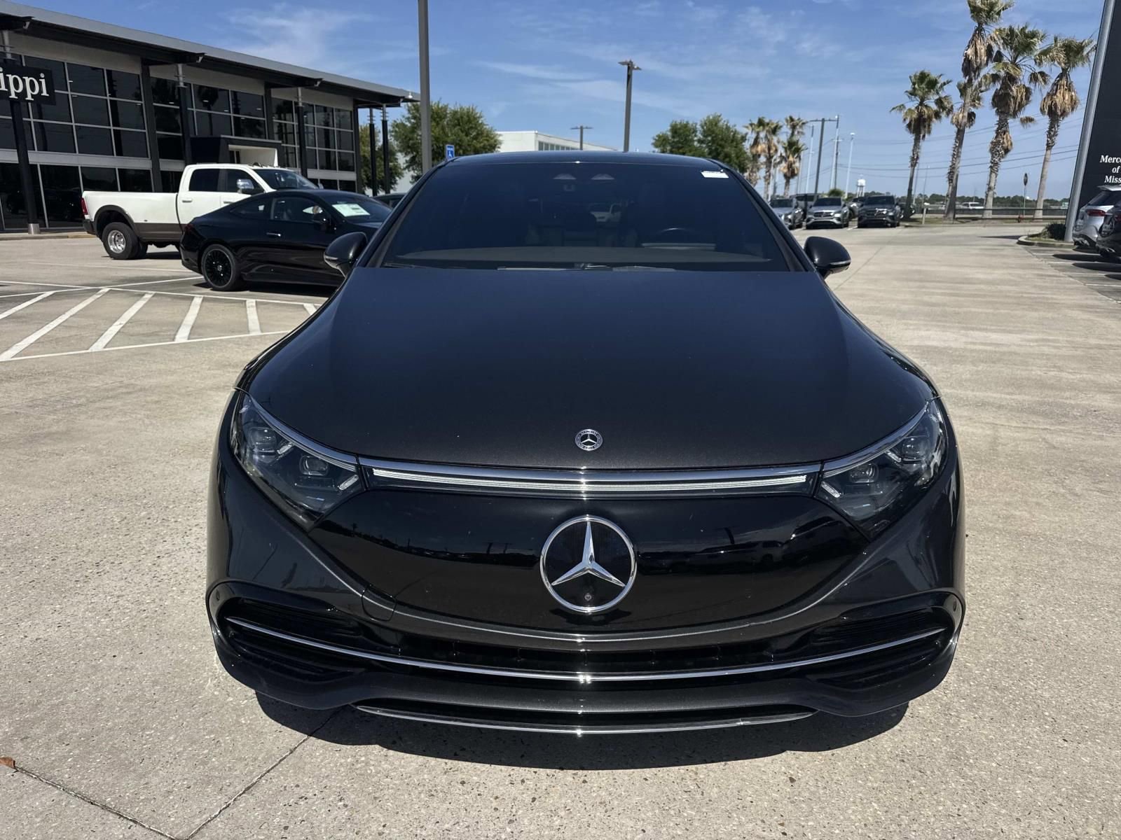 Used 2023 Mercedes-Benz EQS 450+ Sedan image 2