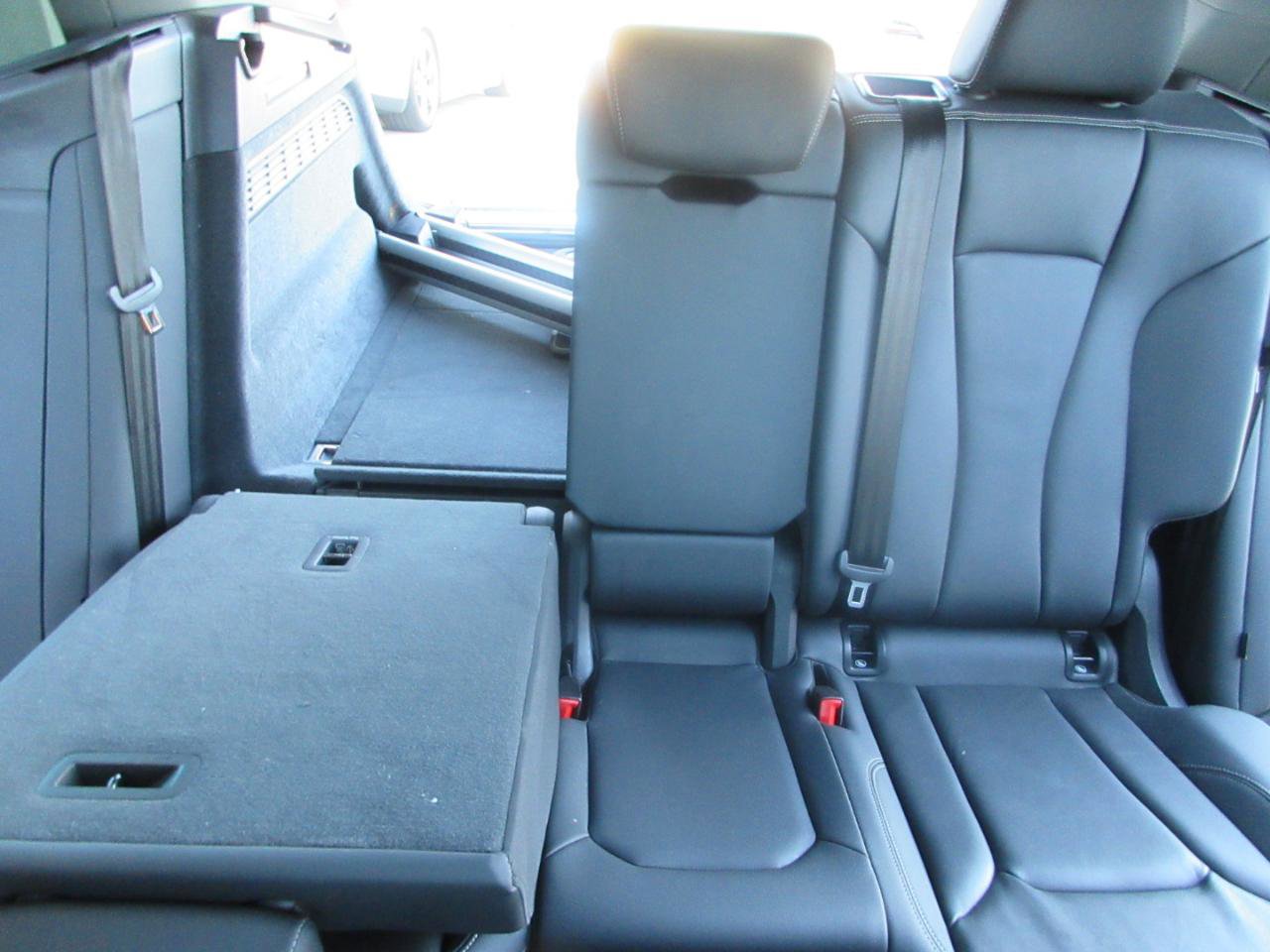 Used 2023 Audi Q8 Premium w/ Convenience Package image 35