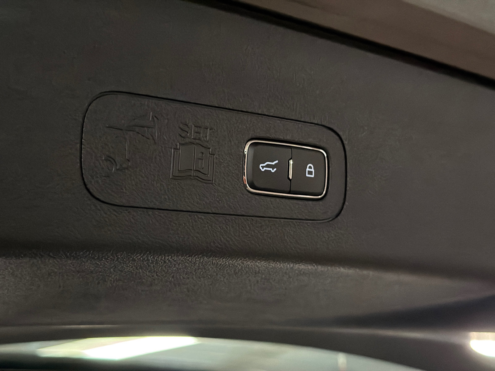 New 2027 Lincoln Aviator Reserve AWD/4WD image 9
