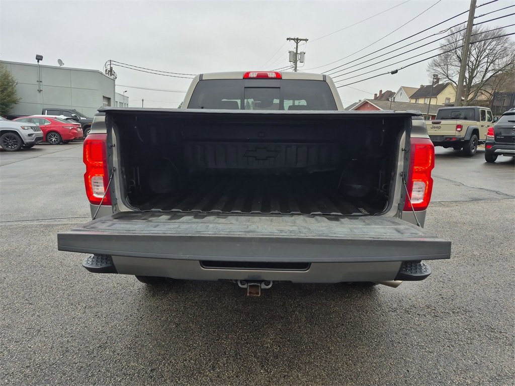 Used 2017 Chevrolet Silverado 1500 High Country image 32