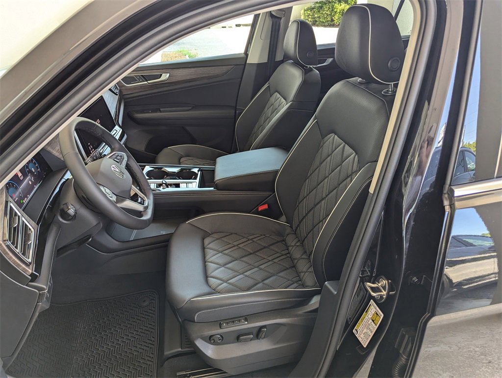 New 2025 Volkswagen Atlas SEL Premium R-Line image 12