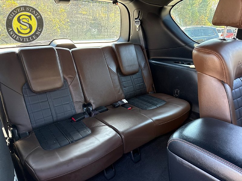 Used 2019 Nissan Armada Platinum w/ Captain's Chairs Package image 17