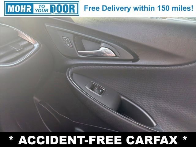 Used 2017 Chevrolet Malibu LT image 25