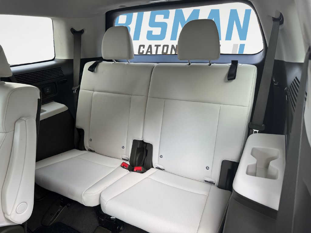 Used 2025 Hyundai Santa Fe Calligraphy AWD/4WD image 16