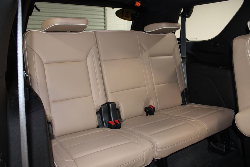 Used 2021 Chevrolet Tahoe Premier w/ Premium Package AWD/4WD image 33