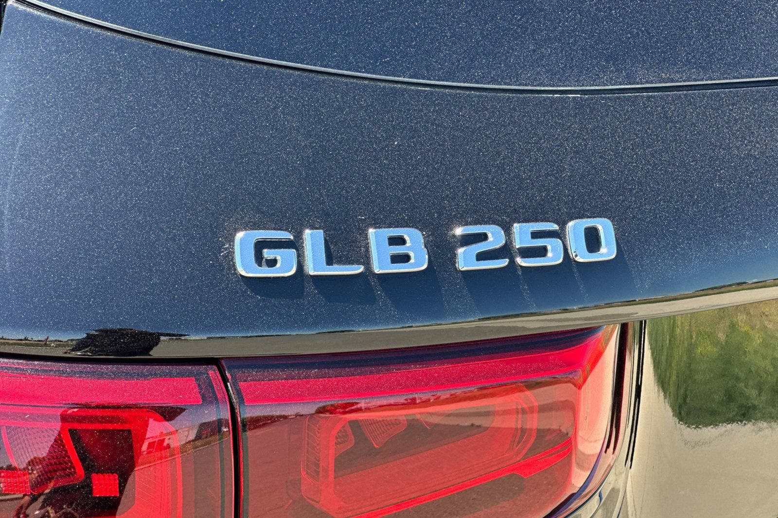 Used 2022 Mercedes-Benz GLB 250 4MATIC image 27