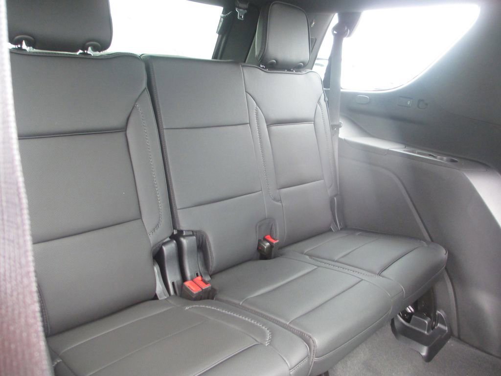 Used 2025 GMC Yukon Denali w/ Denali Reserve Package AWD/4WD image 30