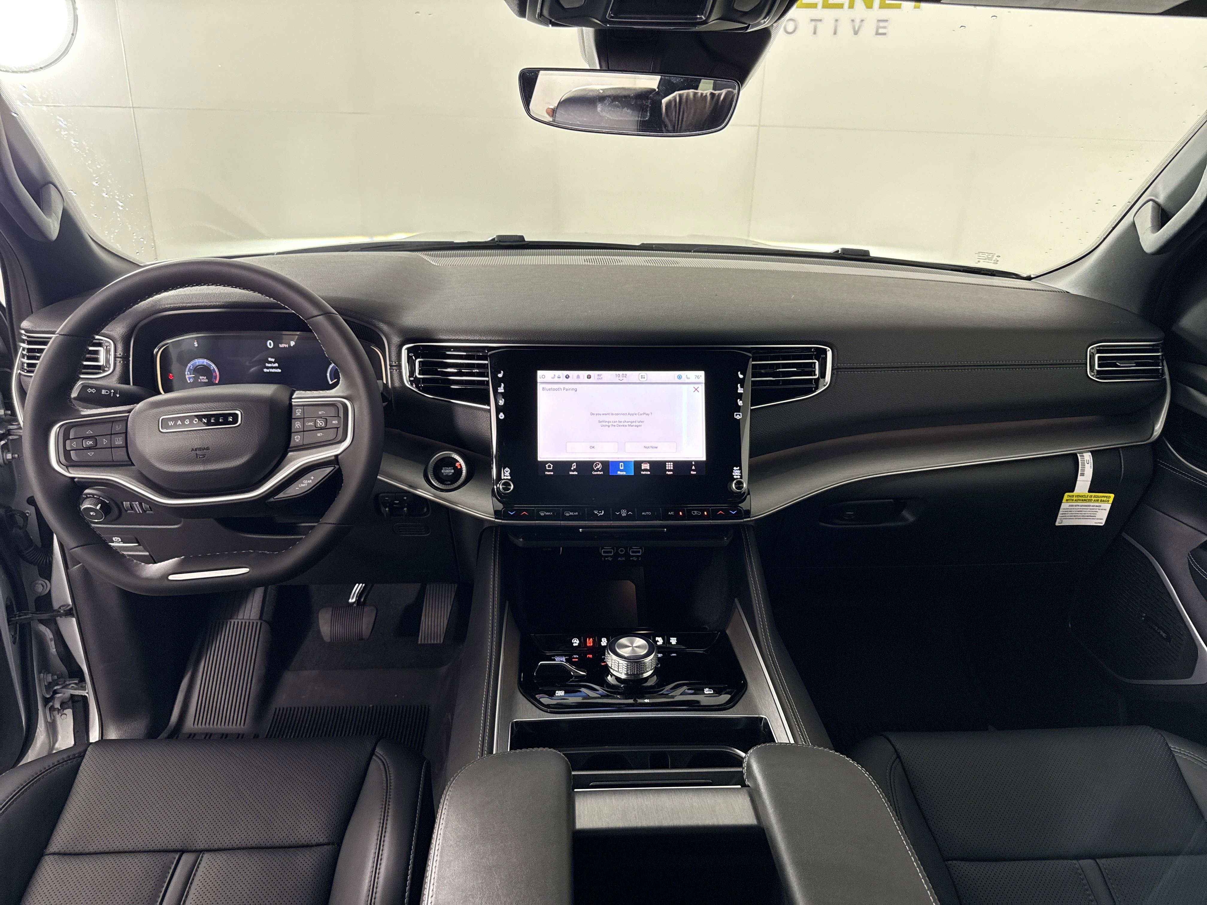 New 2025 Jeep Wagoneer 4WD w/ Convenience Group I image 15