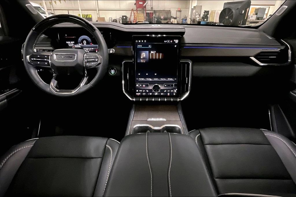 Used 2024 GMC Acadia Denali w/ Super Cruise Package image 14