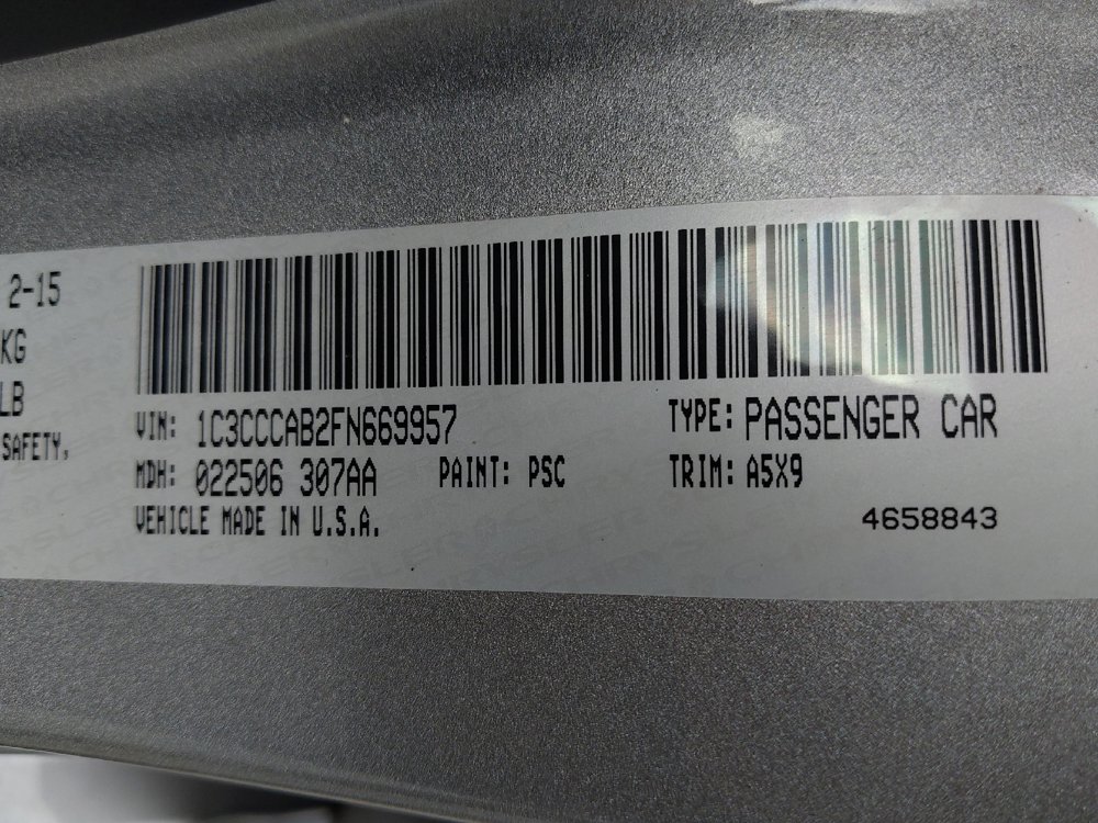 Used 2015 Chrysler 200 Limited w/ Convenience Group FWD image 33