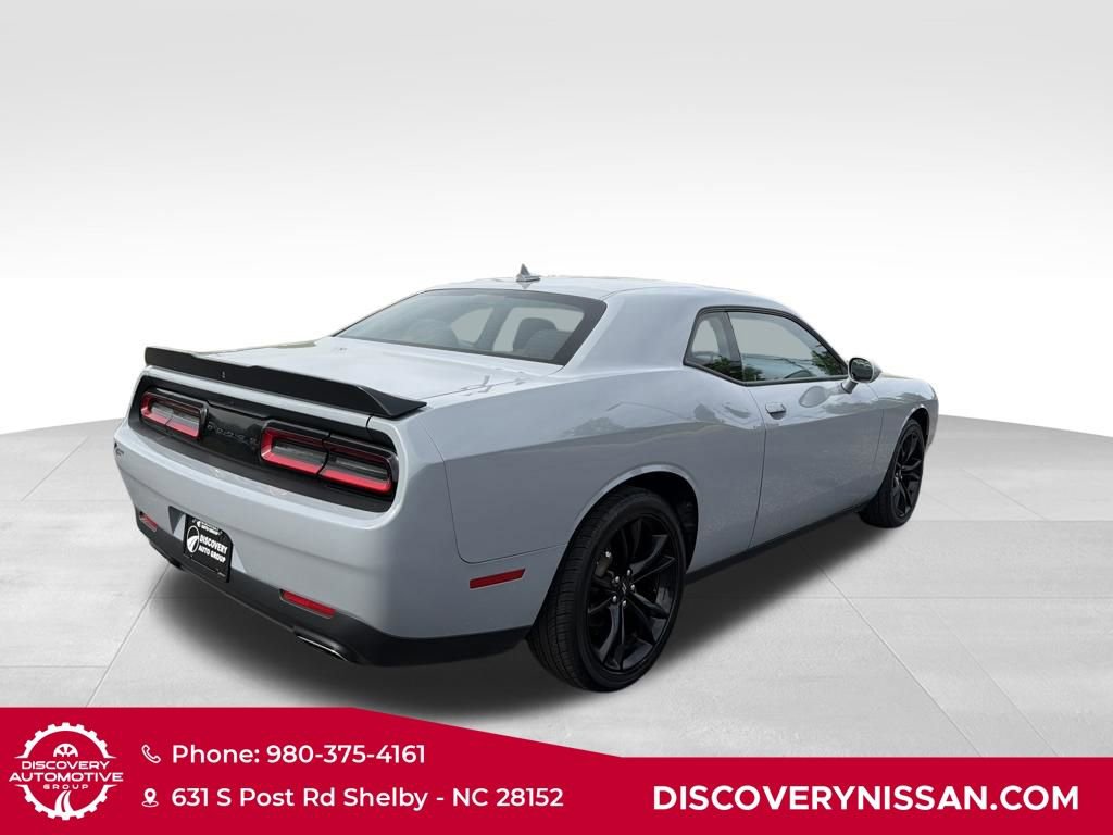Used 2022 Dodge Challenger SXT w/ Blacktop Package image 6