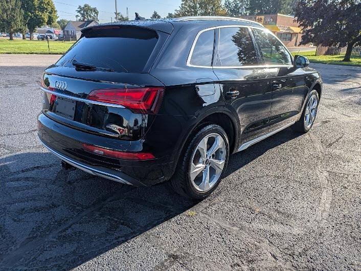 Used 2021 Audi Q5 2.0T Premium Plus w/ Premium Plus Package AWD/4WD image 6